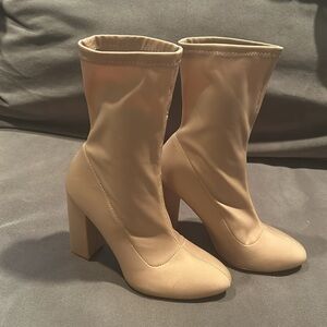 EGO Hayden Sock Bootie Chunky Block Heel Nude Lycra Finish Women’s Size 7